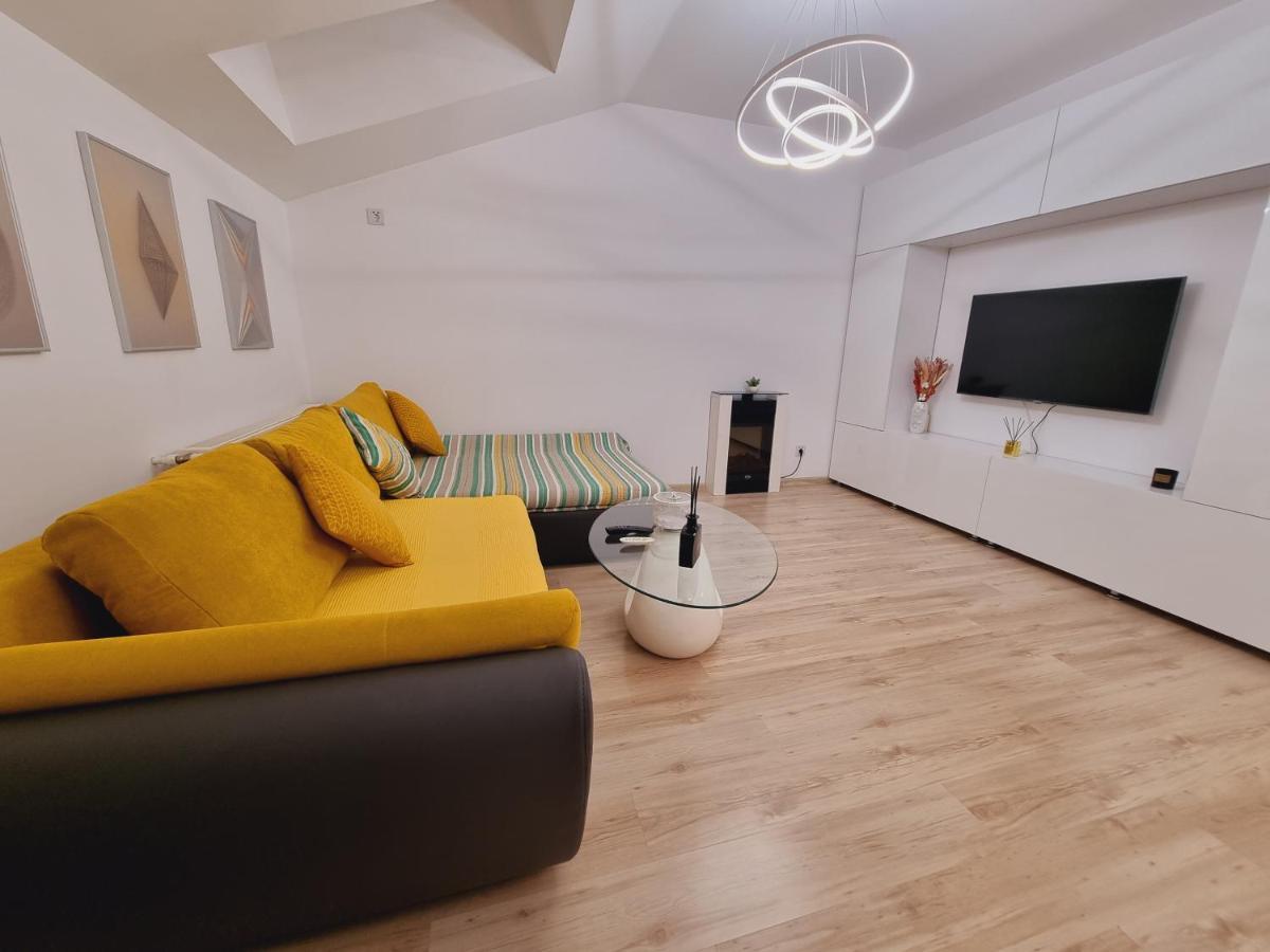 25 Luxury Apartament 布加勒斯特 外观 照片