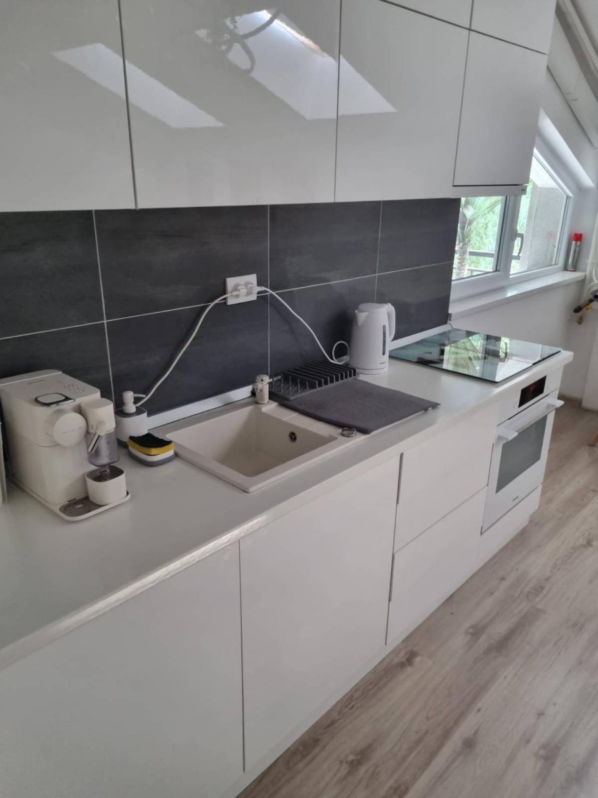 25 Luxury Apartament 布加勒斯特 外观 照片